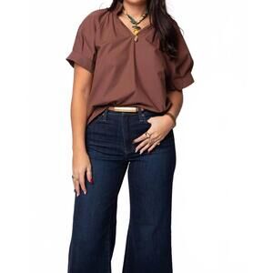NEW SOFIA COLLECTIONS blake short sleeve top in walnut